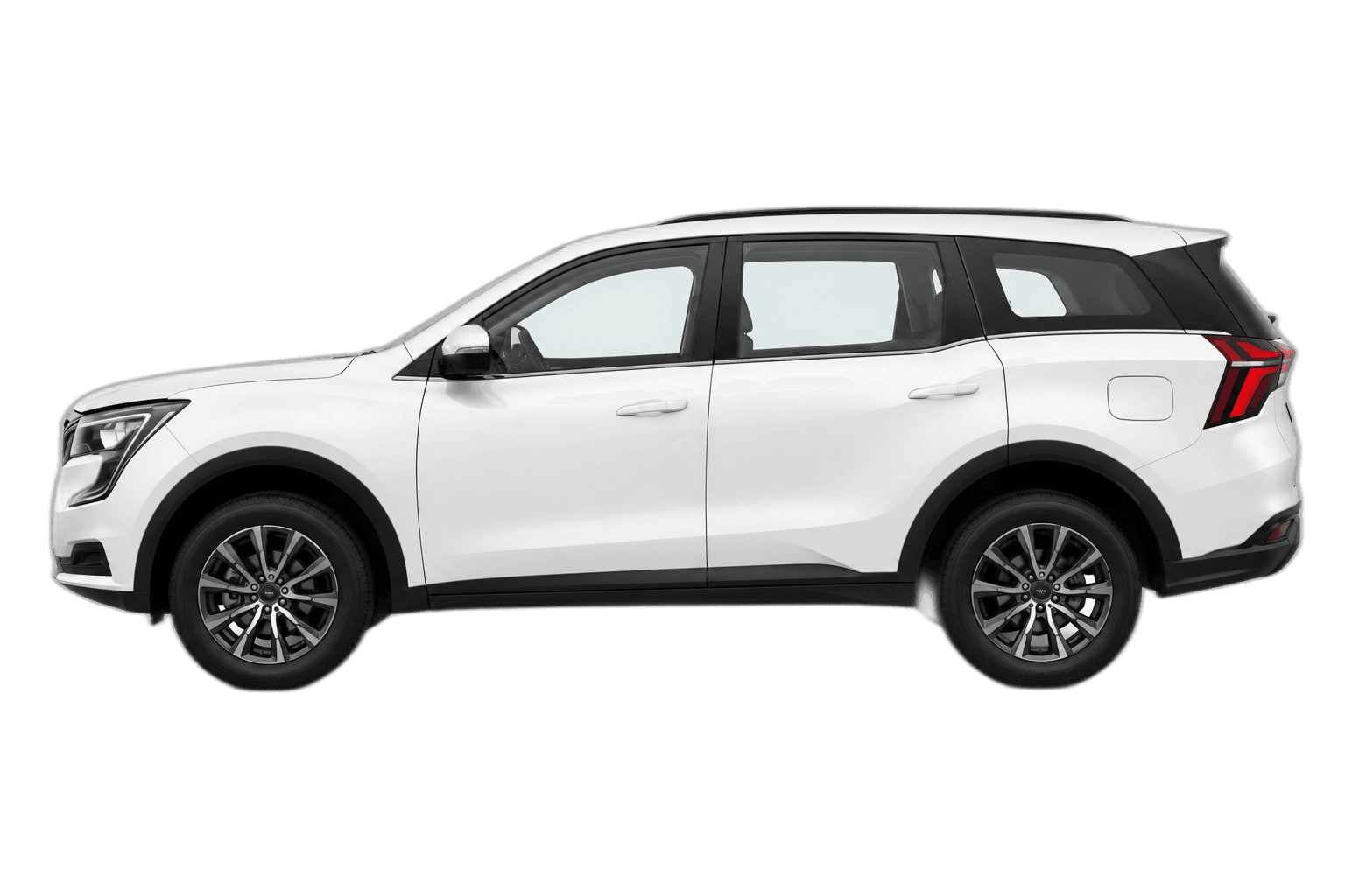 Mahindra XUV700 AT - view 2